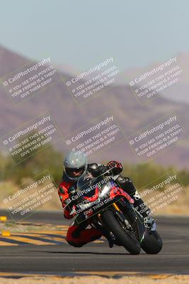 media/Nov-06-2023-Moto Forza (Mon) [[ce023d0744]]/3-Intermediate Group/Session 3 (Turn 5)/